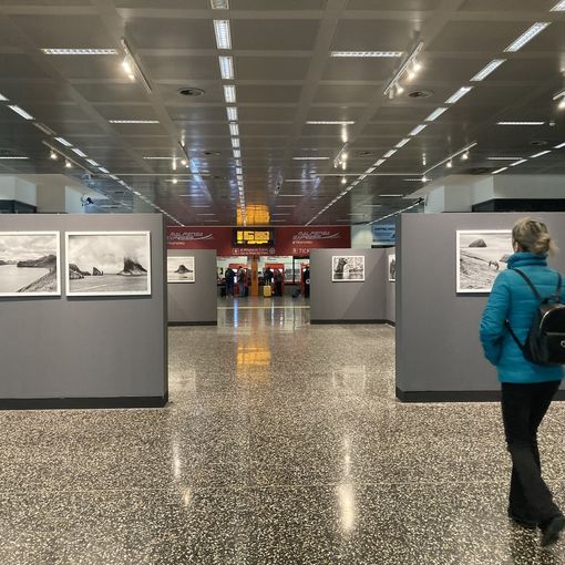 Malpensa: mostra fotografica “Fǽr Ǿer - L’incanto della luce” secondo Mario Vidor