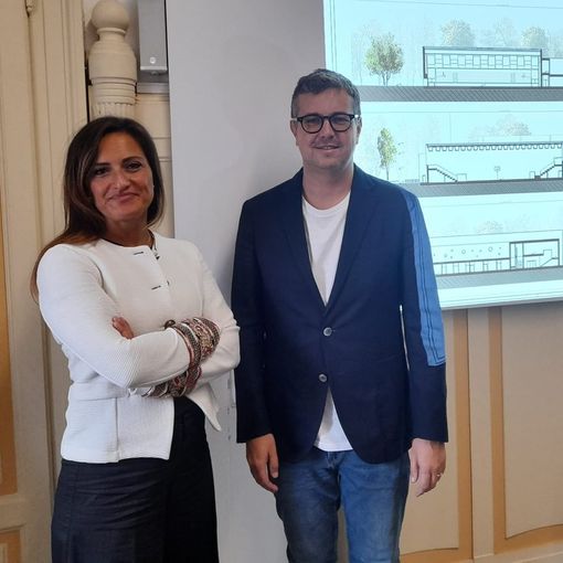 L'assessore Mazzetti e il sindaco Cassani in sala Commissioni - Palazzo Borghi