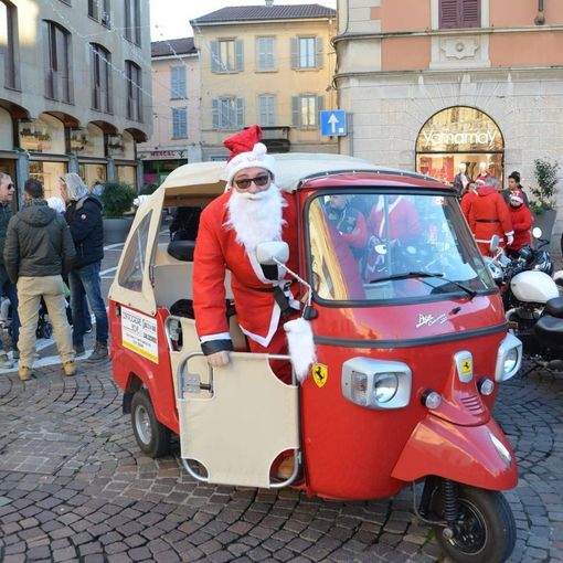 Rombo di motori, arriva Babbo Natale