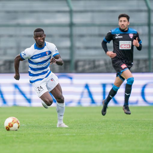 Il derby Pro Patria - Novara lo scorso aprile