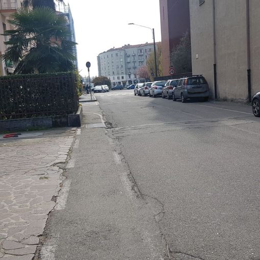 Parcheggi al Buon Gesù, «problema ormai ingestibile»