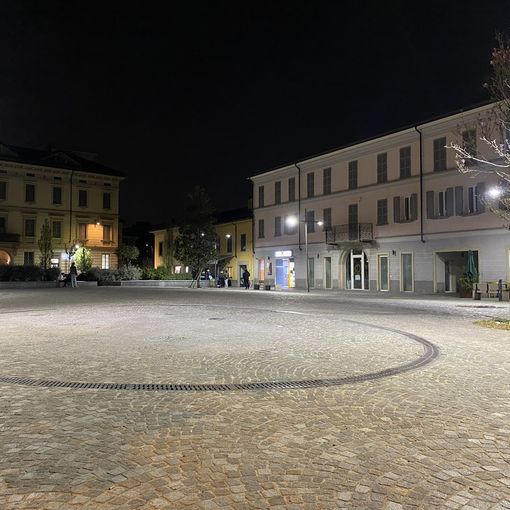 Ripartono i “giovedì sera” di Busto: dj set in piazza Vittorio Emanuele