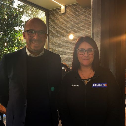 L'onorevole Davide Faraone e la presidente dell'associazione Simona Lamperti
