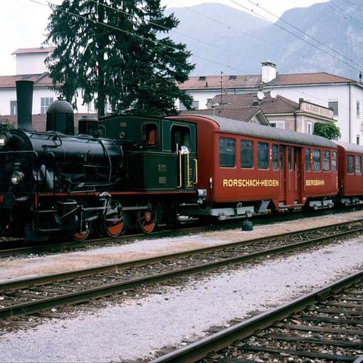 Un treno che deve tornare a correre con la mostra “Valmorea ieri-oggi-domani”