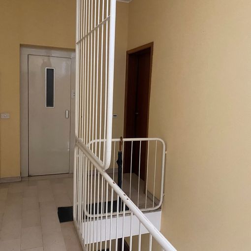 Ancora in gravi condizioni la donna accoltellata dal figlio a Gallarate