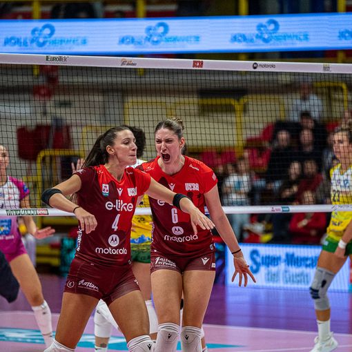 Trionfo biancorosso anche contro Pinerolo (foto a cura di Fotografia Galbiati). Rebecca Piva Mvp del match