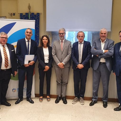 Agesp Energia-Acinque: «Operazione straordinariamente lungimirante»