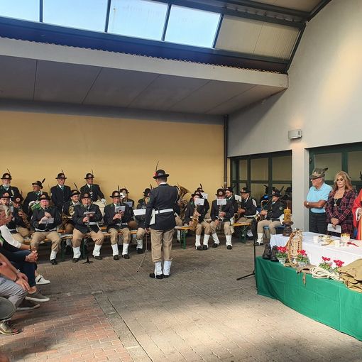 Storia e solidarietà. Si chiude la festa degli alpini di Busto
