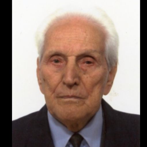 Addio al nonno centenario Antonio