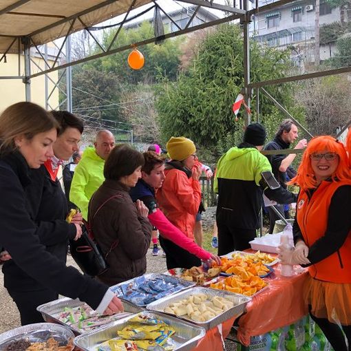 IL FILM DELLA GIORNATA. Aranciolona, più di duemila runner hanno colorato le sponde dell’Olona