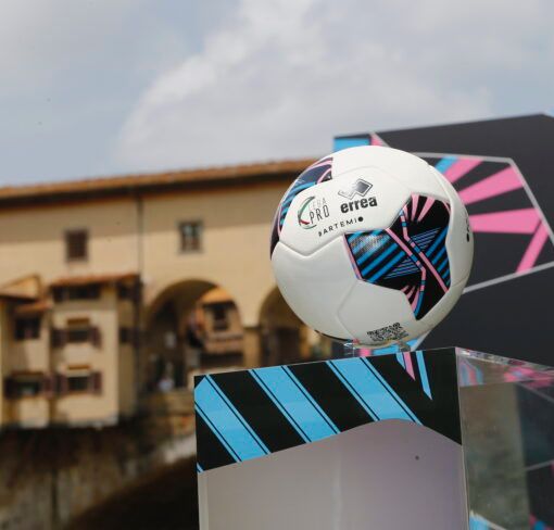 Artemio, il pallone presentato dalla Lega Pro
