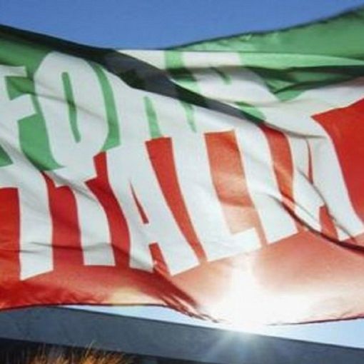 Forza Italia, congresso rinviato a Gallarate: lo scontro tra Longobardi e Mucci blocca tutto