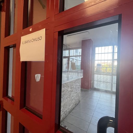 Il bar dell'ospedale a Busto resta chiuso in attesa della gara