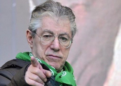 La fiammata di Bossi: fonda il Comitato Nord «per rilanciare la spinta autonomista»