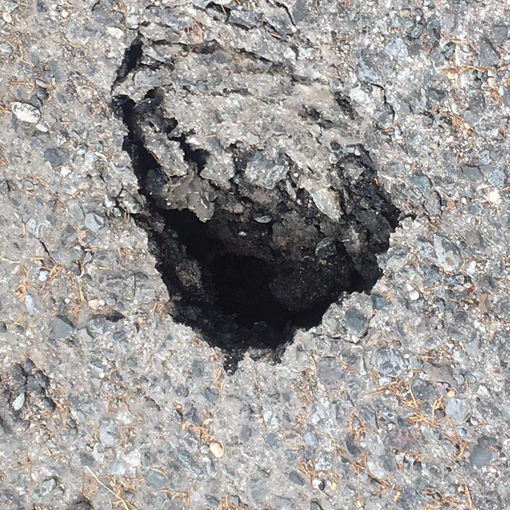 Strade e marciapiedi malandati, un milione e mezzo per “curare” la città