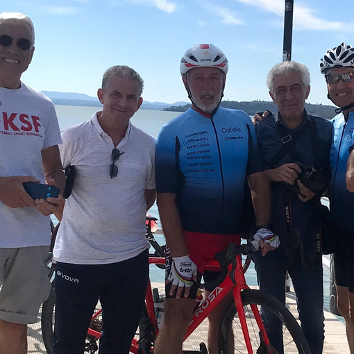 Giro dei Campioni, pedalare fa (del) bene. Tra gli ulivi e una passione