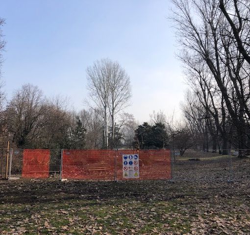 Il cantiere al laghetto del Parco Castello di Legnano