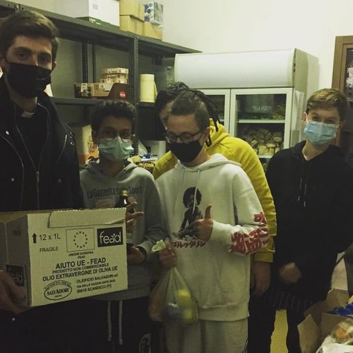 L’impegno dei giovani di Olgiate per i bisognosi
