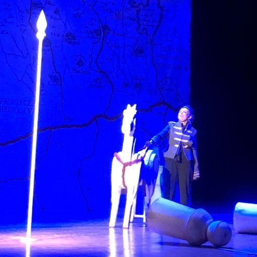 VIDEO. Un “Conte di Carmagnola” all’insegna dell’attualità. «Busto luogo Manzoniano per eccellenza»