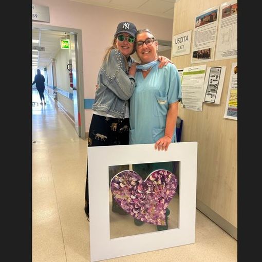VIDEO E FOTO. Il cuore grande di Manuela Carnini per sensibilizzare sulla prevenzione