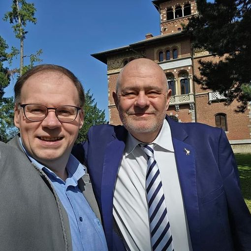 «Grazie Enrico, sei stato un sindaco con il cuore in mano a Samarate. Torniamo a lavorare a testa bassa»