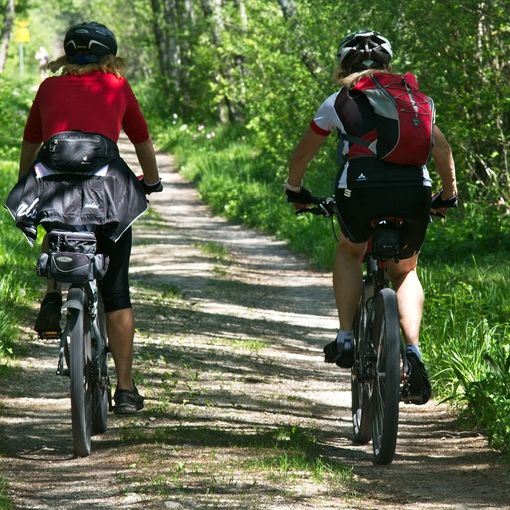 Charity Bike for Bosnia, anche Busto pedala