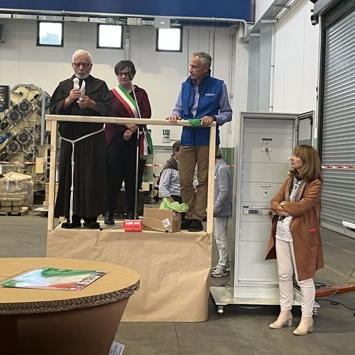 FOTO E VIDEO. Comerio Ercole, porte aperte al futuro: «In oltre 130 anni abbiamo già vissuto momenti simili, affrontiamoli insieme»