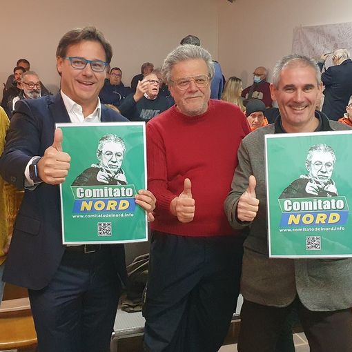 VIDEO Il Comitato Nord fondato da Bossi si presenta a Busto: «Siamo un medicinale per la Lega»