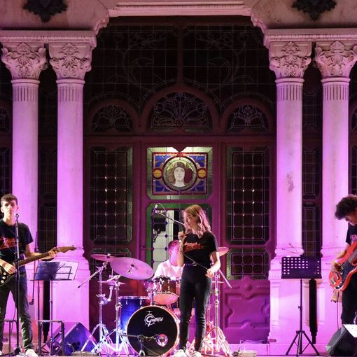 VIDEO. Concertare: quei giovanissimi che suonano insieme e lottano fianco a fianco
