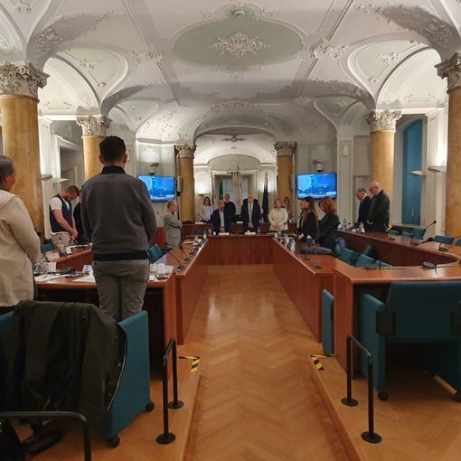 Il Consiglio provinciale si apre nel ricordo di Mirella Cerini: «Un riferimento per tutti i sindaci»