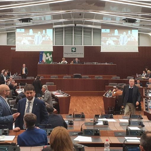 Disforia di genere, scontro in Regione sul farmaco che blocca la pubertà