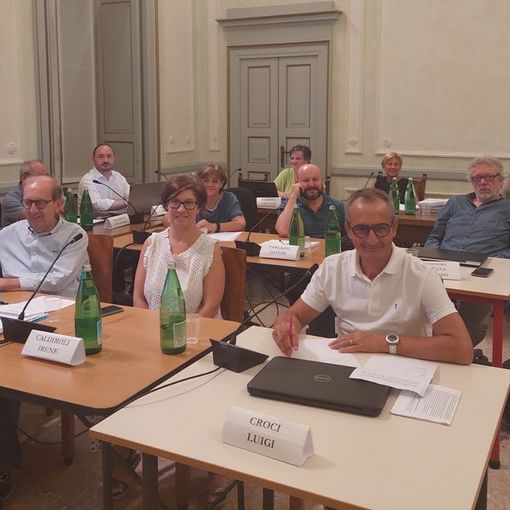 Polizia Urbana, molestie olfattive e raccolta rifiuti al centro del consiglio di Castellanza
