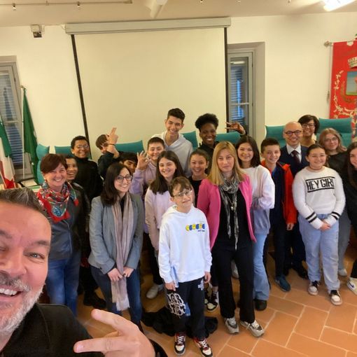«Il vandalismo? Pensa bene alle conseguenze». Il &quot;verdetto&quot; dei giovani
