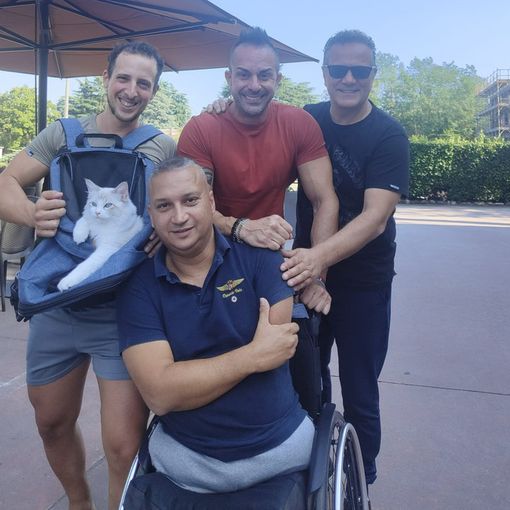Un furgone speciale per ridare il sorriso a Mino. Parte da Busto la raccolta fondi