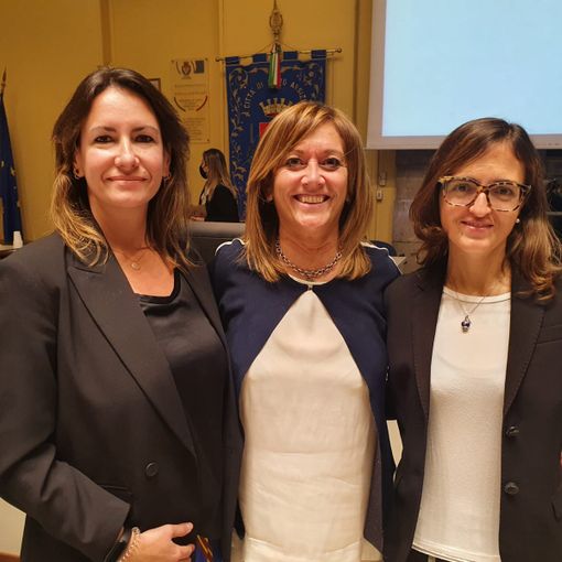 L'OPINIONE. Non sono tutti sorrisi. Ma il messaggio (rosa) è consegnato