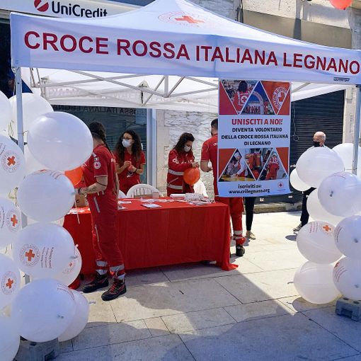 La Croce Rossa a Legnano nell'era del Covid: «Famiglie e anziani più vulnerabili»