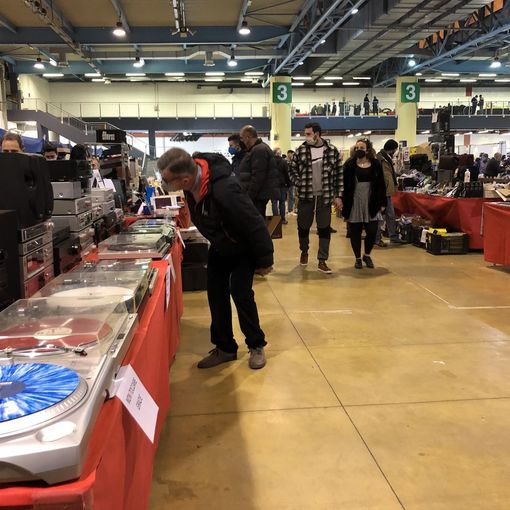 A mano, anzi con i robot: MalpensaFiere prenota un successo doppio