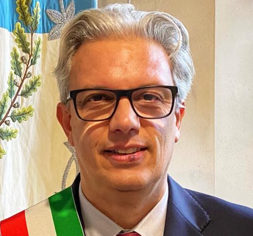 foto dalla pagina Facebook del sindaco