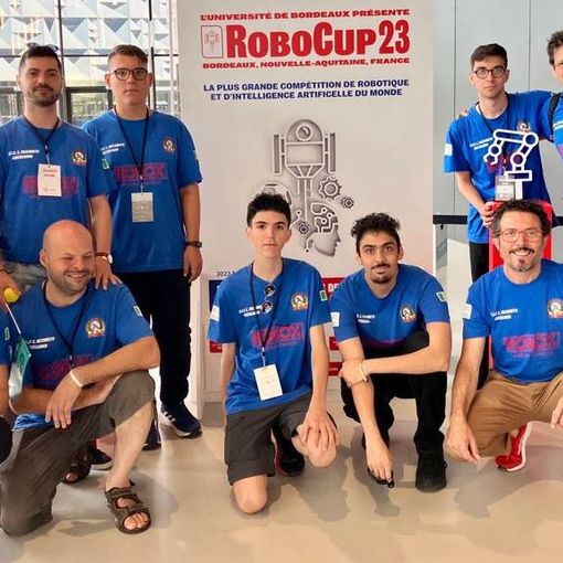 La squadra Aurat del “Facchinetti” è tra le prime cinque al mondo e la migliore per “tecnica”