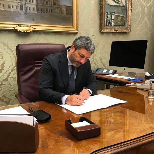 La foto sul profilo Facebook del presidente Fico
