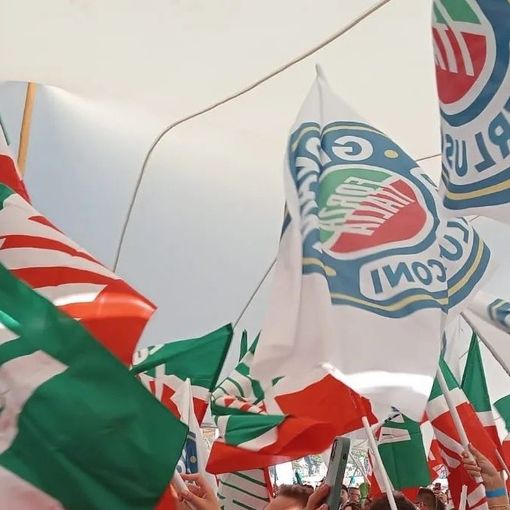 Forza Italia in piazza per le giornate del tesseramento