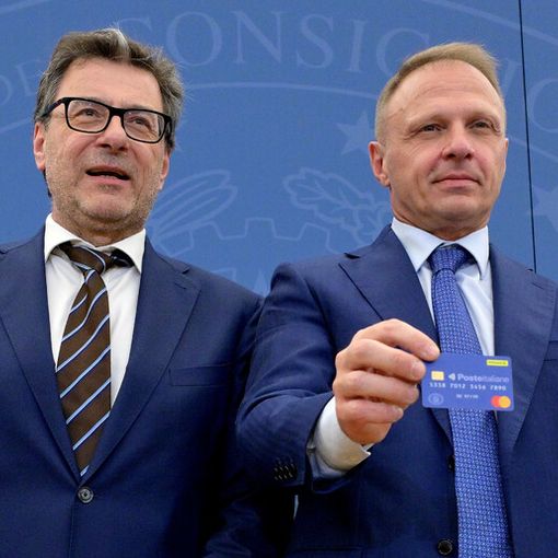 Busto, card “Dedicata a te”: in consegna le raccomandate per i 911 beneficiari della città