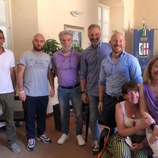 Una nuova mensa per le scuole Rodari di Fagnano grazie al Pnrr: «Vittoria di tutto il paese»