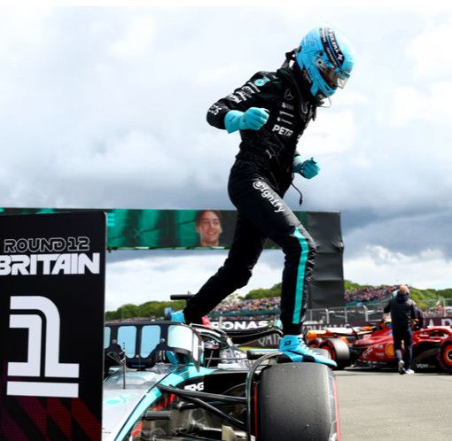 George Russell on fire conquista la Pole Position, sei giorni dopo la vittoria in Austria