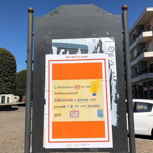 Gli studenti delle medie di Olgiate mandano gli adulti a scuola di riciclaggio