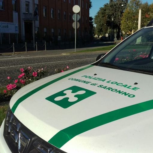 Motociclista sedicenne ferito a Caronno Pertusella, ciclista caduto a Saronno