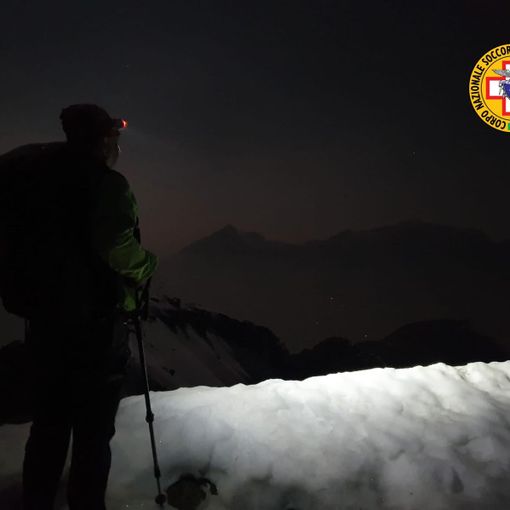 I soccorritori durante le ricerche (foto Soccorso Alpino)
