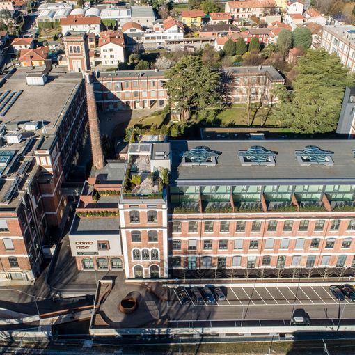Il parco tecnologico scientifico di ComoNext è nell'ex cotonificio Somaini, al confine con la provincia di Varese