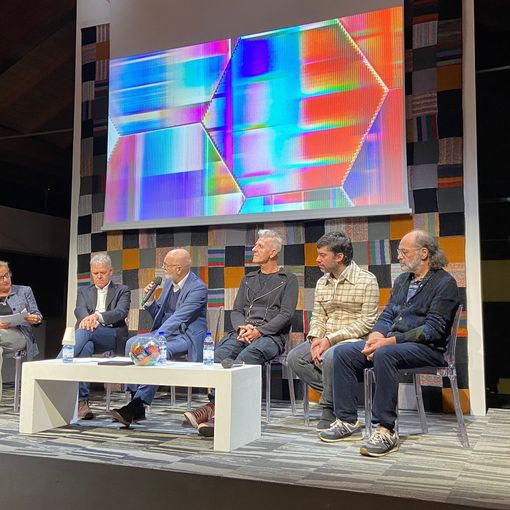 La conferenza stampa dedicata alle Giornate Fai di Primavera. Nelle foto in fondo all'articolo, i luoghi meno noti coinvolti nella manifestazione: la ex ditta Grassi (via Zappellini) e l'ex Macello civico (via Pepe)