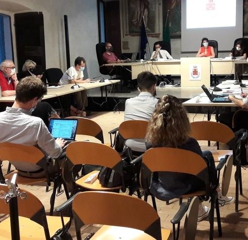 Lonate Pozzolo, il giudizio della Lega sul Consiglio comunale: ridicolo